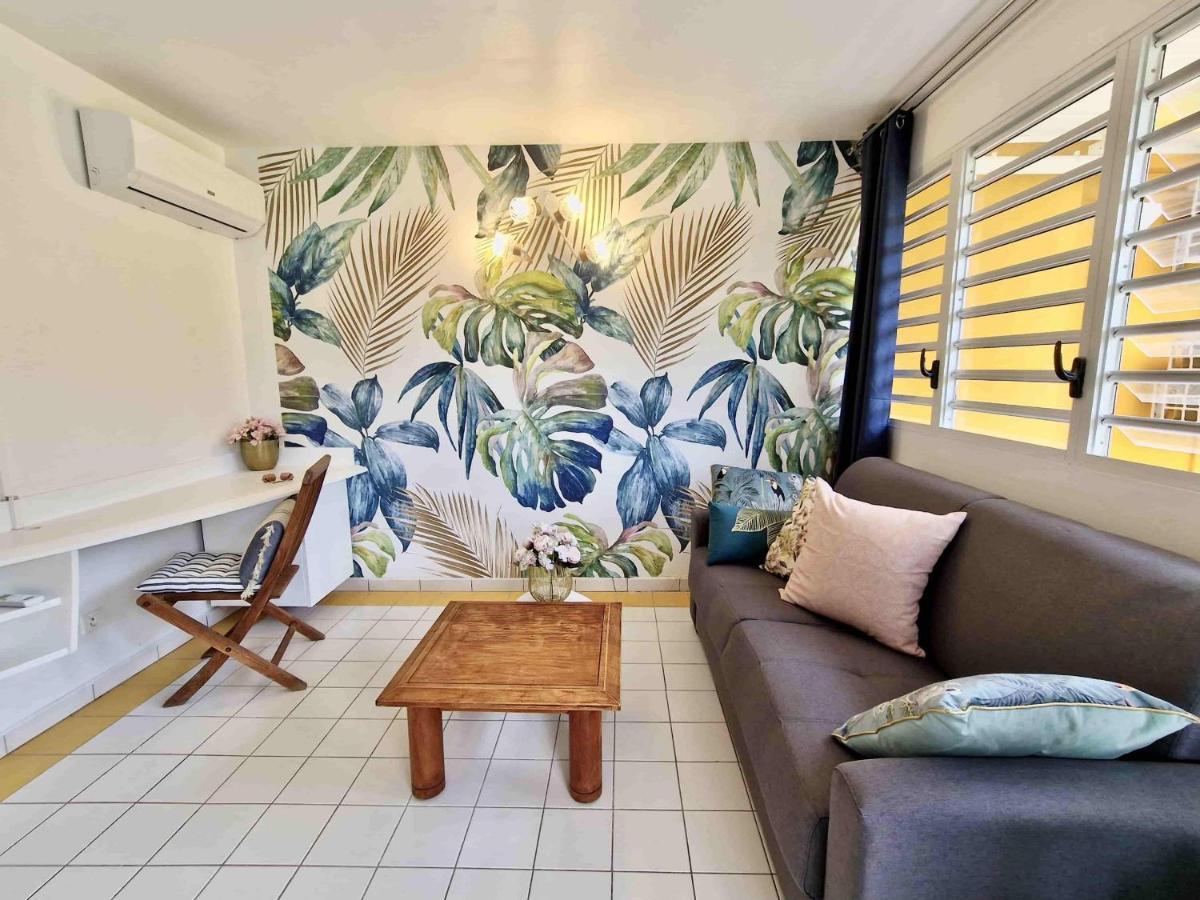 Manbana 333 Hotel Folle Anse Buitenkant foto