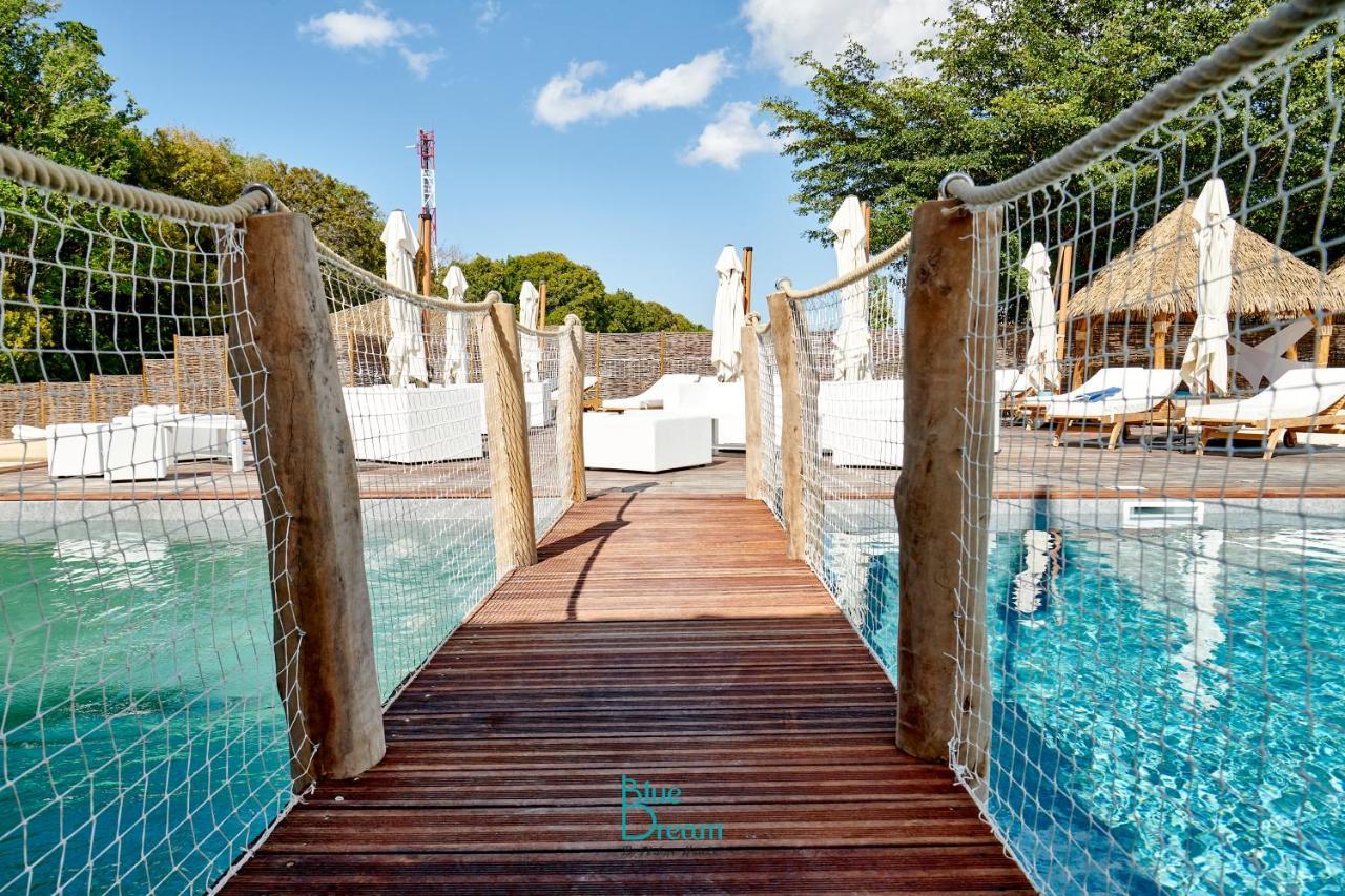 Manbana 333 Hotel Folle Anse Buitenkant foto